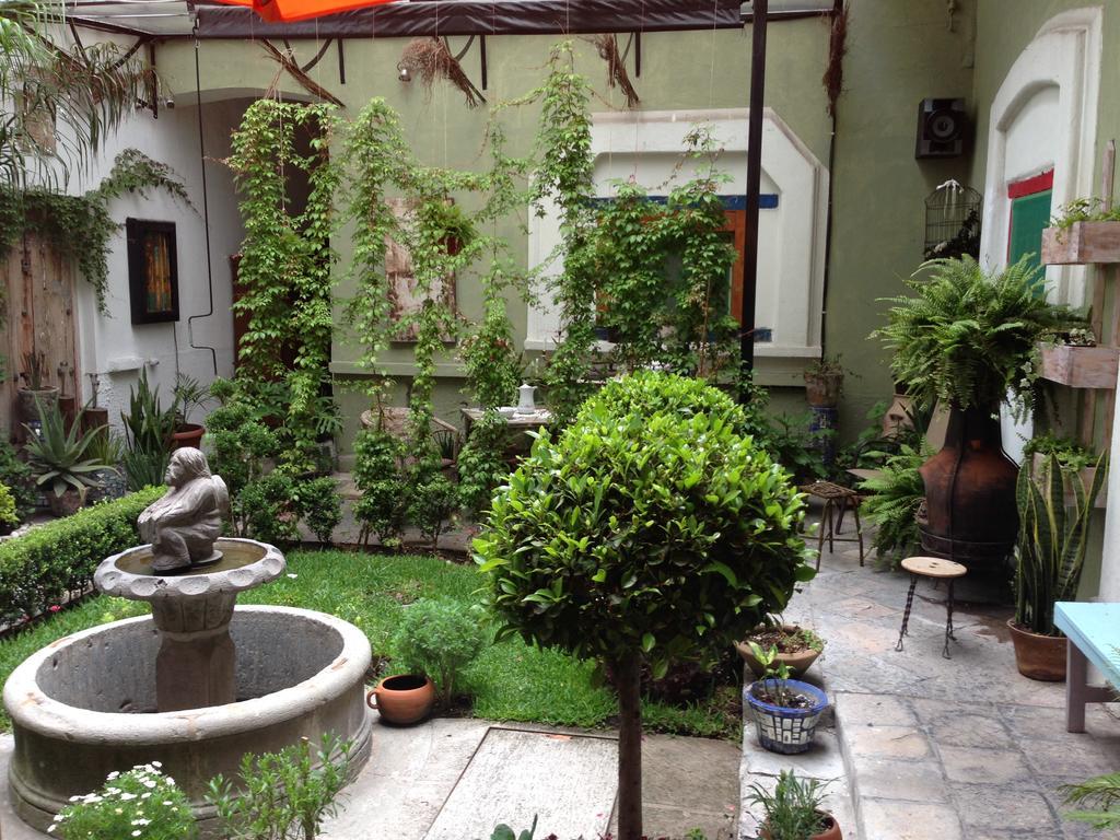 Mesón Sacristía de la Soledad Puebla Exterior foto