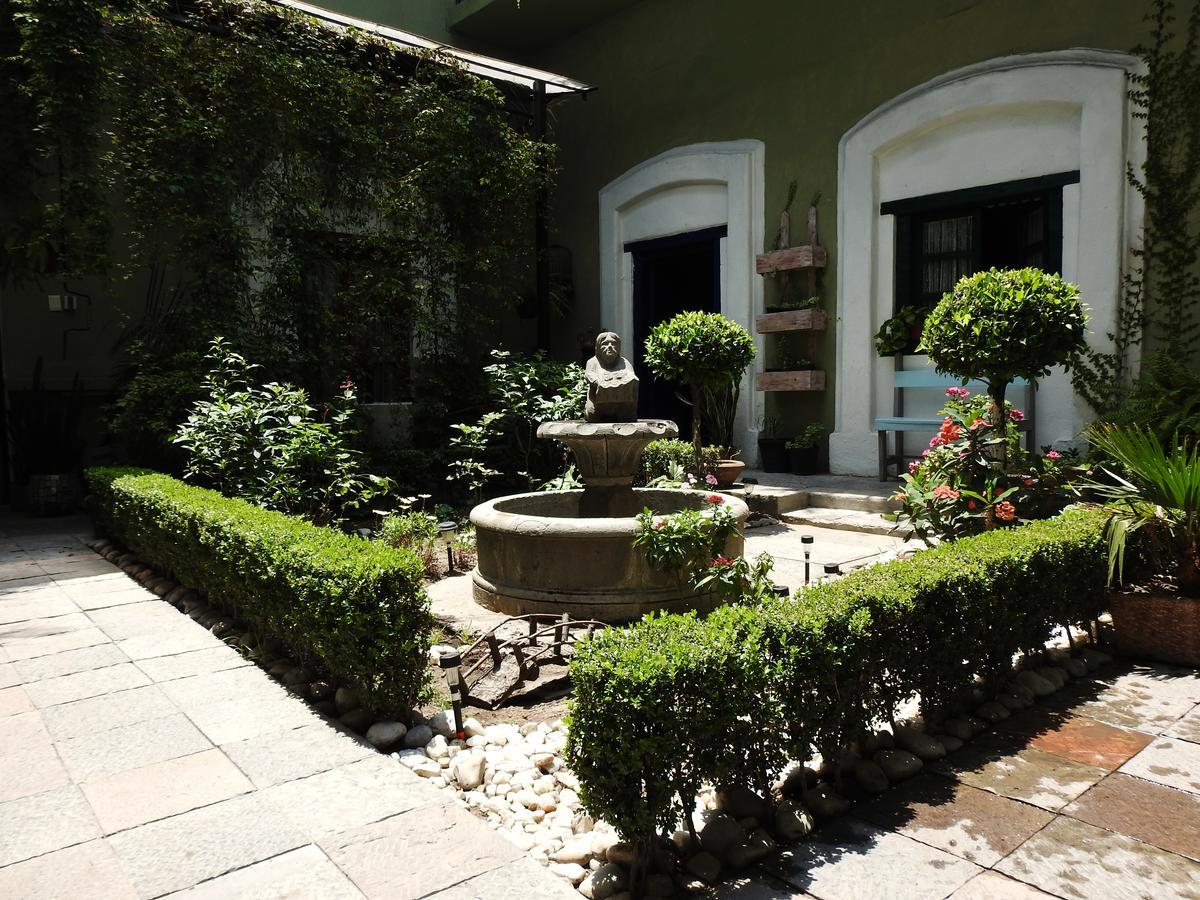 Mesón Sacristía de la Soledad Puebla Exterior foto